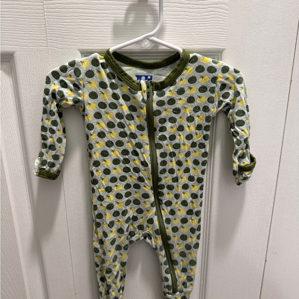 Bamboo kickee pants sleeper